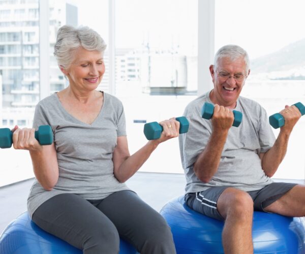 Ejercicio físico mayores | Cómo combatir la pérdida de masa muscular