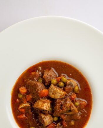 Ragout de ternera en salsa de vino tinto